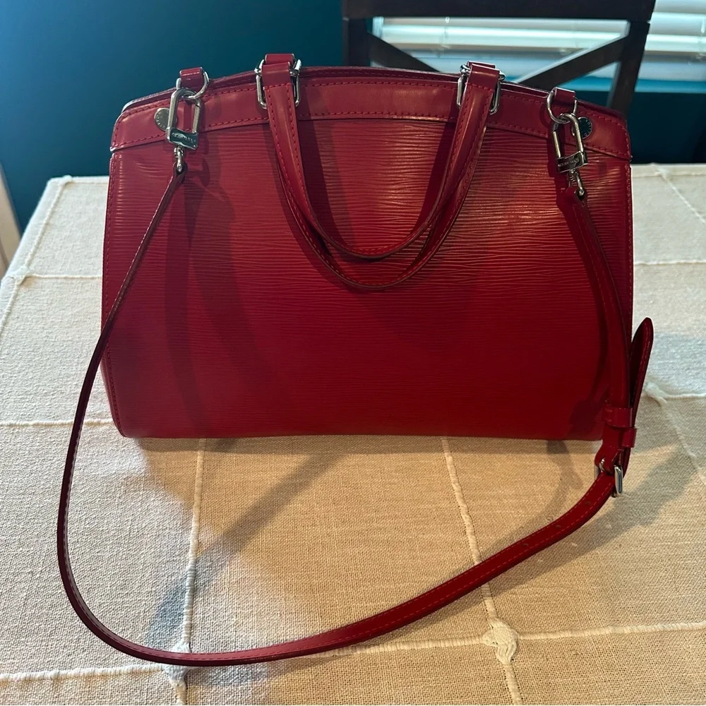 Louis Vuitton | Brea Mm Carmine Red Epi Leather Adjustable Strap Hand Bag